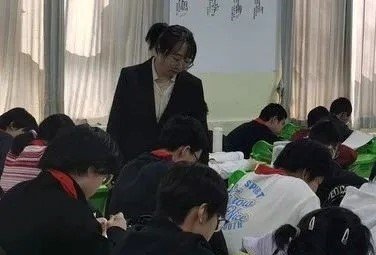 后进生转化等角度给予一线乐鱼体育新手
