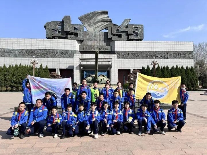 于书香浸润中锤炼育人匠心